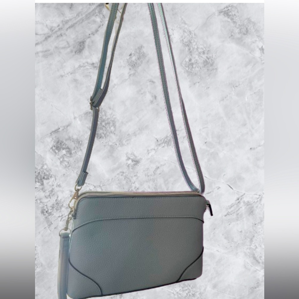 Woman’s crossbody purse